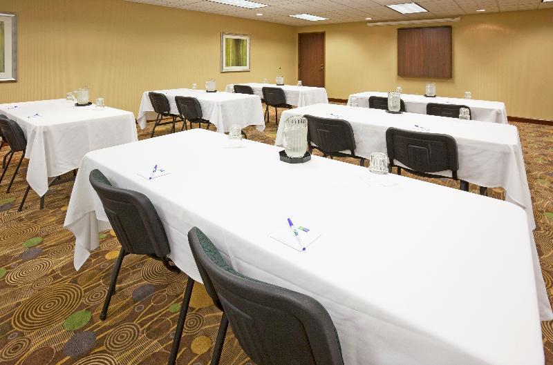 Holiday Inn Express Hotel & Suites-St. Paul By Ihg Vadnais Heights Exterior foto